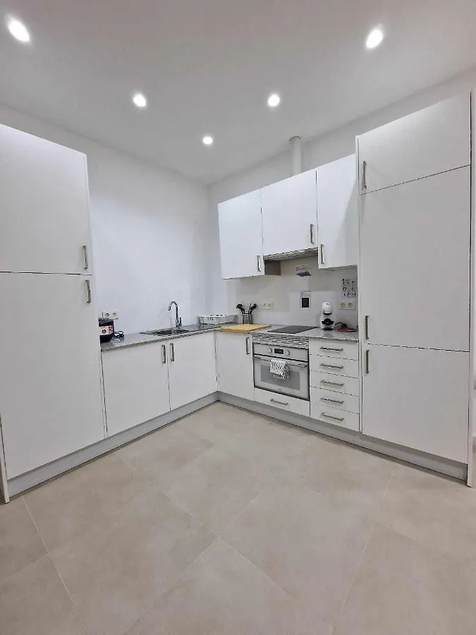 Moderno Apartamento 3 En Calle Marmoles Malaga Spain