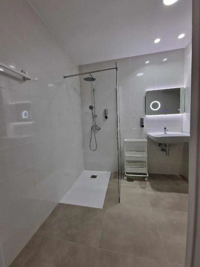 Moderno Apartamento 3 En Calle Marmoles Malaga 0*,
